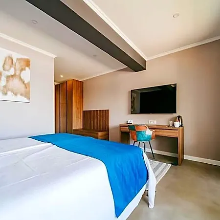 Bellevue Hotell 4*